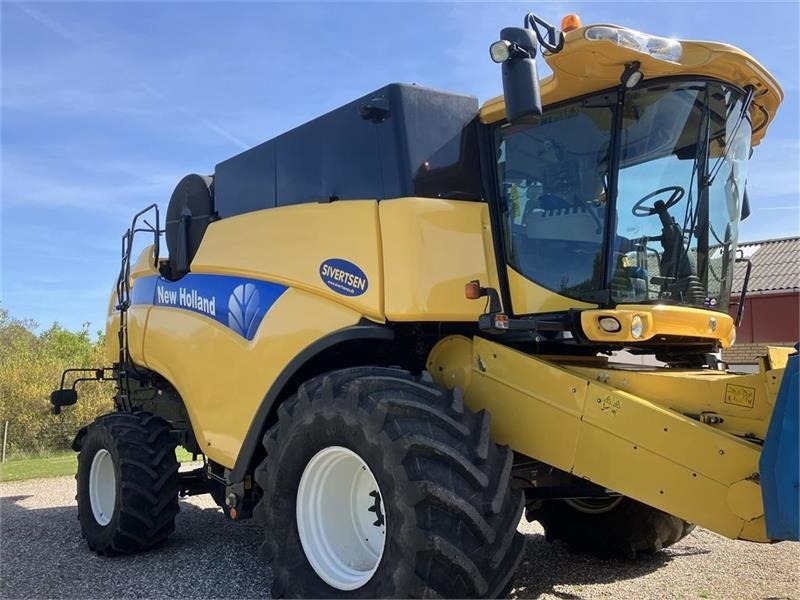 New Holland CX 8080 SLH - Kombajn harvester: slika 2 New Holland CX 8080 SLH - Kombajn harvester: slika 2