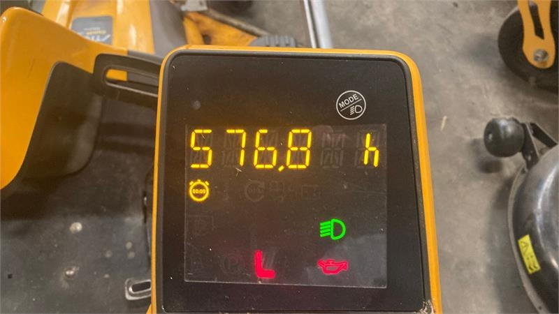 Stiga Park Pro 540IX 4WD 125 Combi Pro el. - Vrtna kosilnica: slika 4 Stiga Park Pro 540IX 4WD 125 Combi Pro el. - Vrtna kosilnica: slika 4