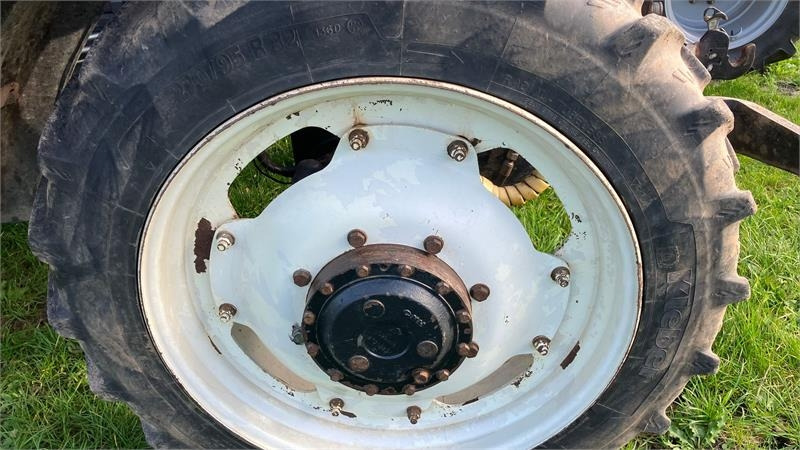 Taurus 270/95R32 - 300/95R46 - Guma za Kmetijski stroj: slika 5 Taurus 270/95R32 - 300/95R46 - Guma za Kmetijski stroj: slika 5