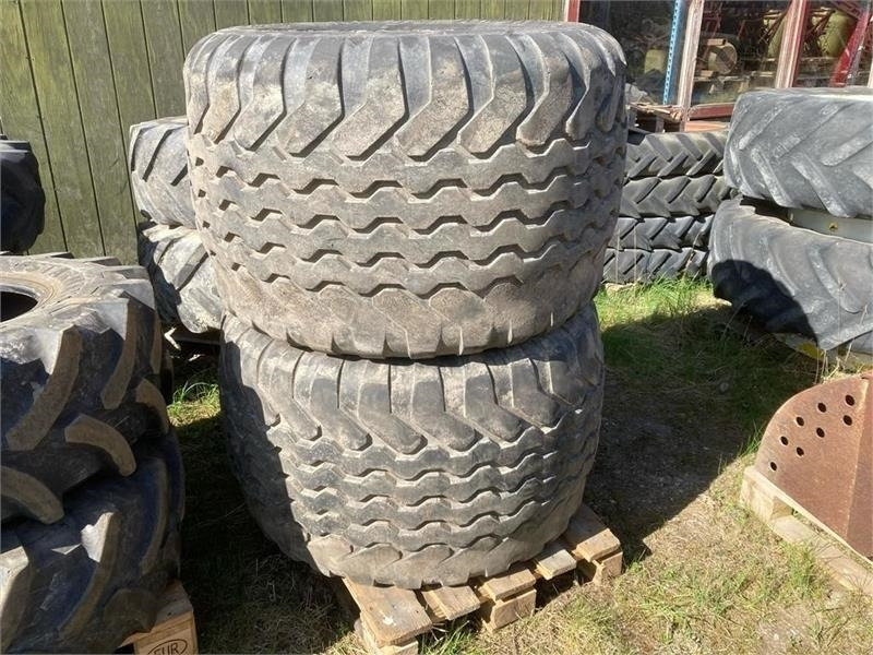 Vredestein Flotation + 700/45x22,5 - Guma za Komunalno/ Posebno vozilo: slika 1 Vredestein Flotation + 700/45x22,5 - Guma za Komunalno/ Posebno vozilo: slika 1