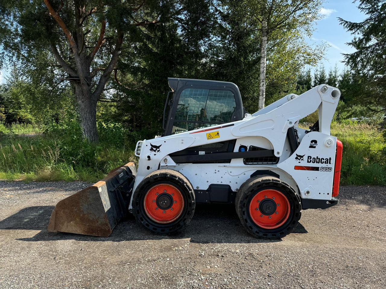 BOBCAT S850 - Mini nakladalec: slika 2 BOBCAT S850 - Mini nakladalec: slika 2