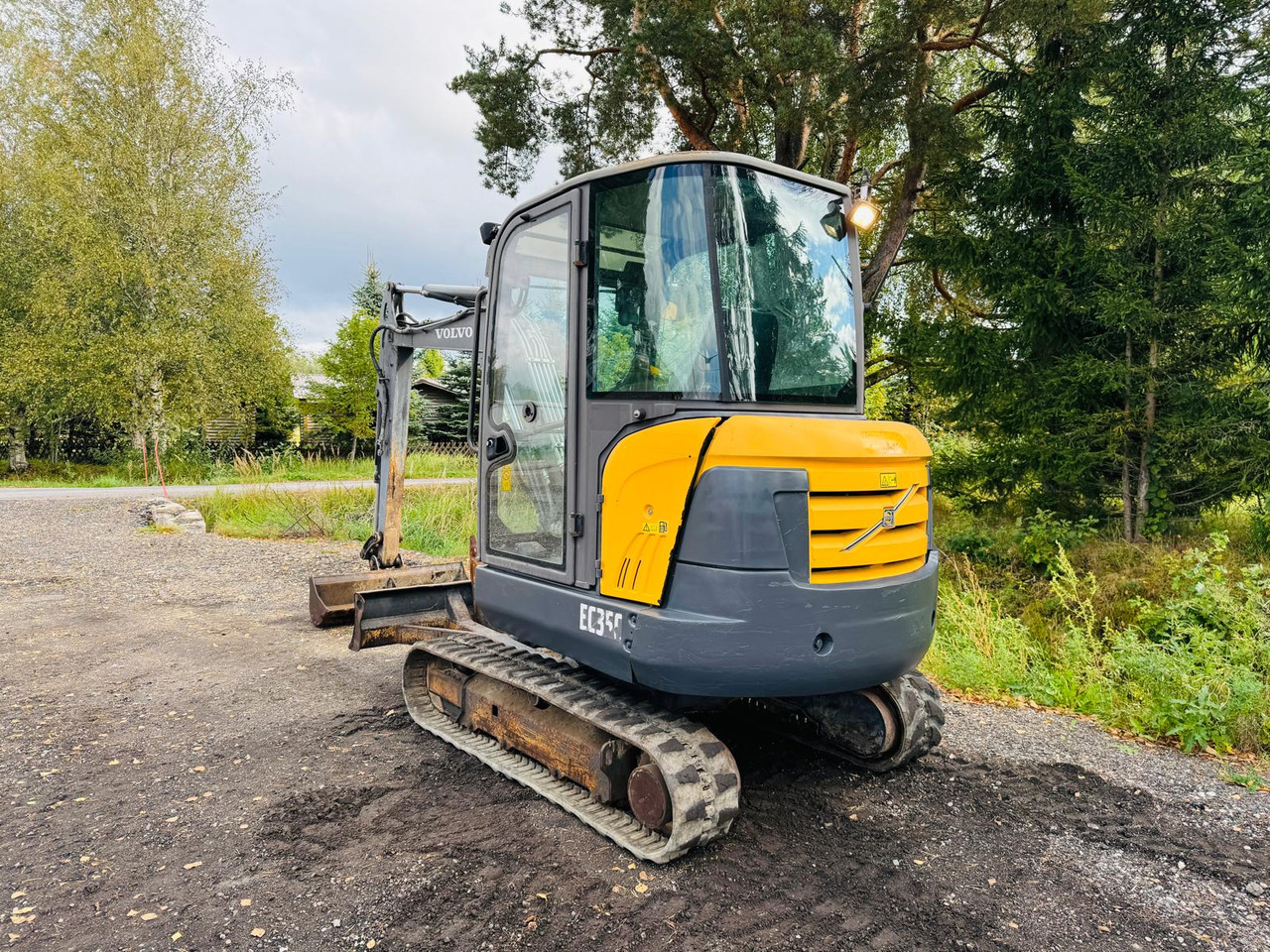 VOLVO EC35C - Mini bager: slika 3 VOLVO EC35C - Mini bager: slika 3