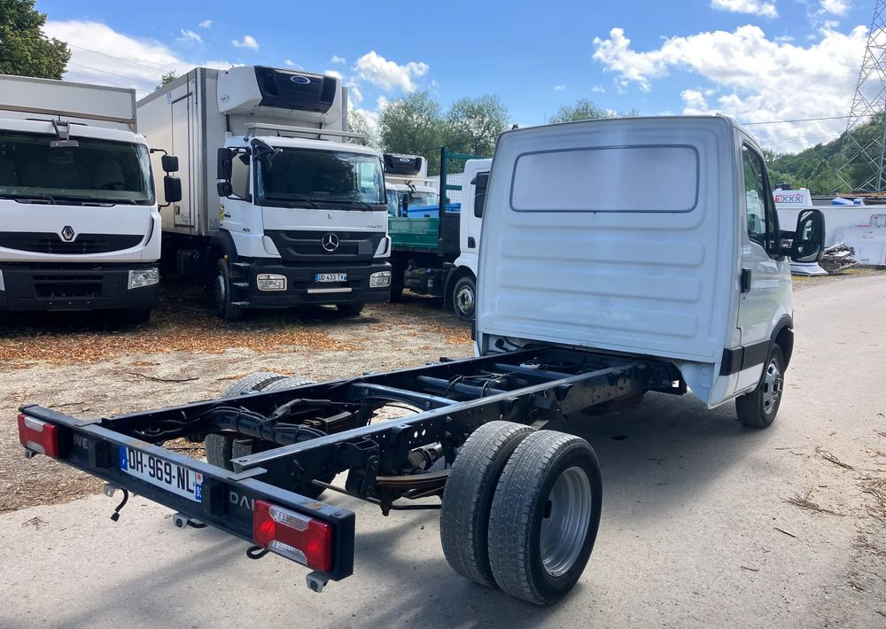 Iveco DAILY 35C13 ramo do zabudowy kiper wywrotka - Tovornjak-šasija: slika 3 Iveco DAILY 35C13 ramo do zabudowy kiper wywrotka - Tovornjak-šasija: slika 3