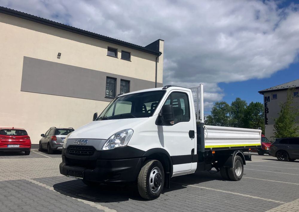 Iveco Iveco daily 35C13 wywrotka solidny kiper - Dostavno vozilo prekucnik: slika 3 Iveco Iveco daily 35C13 wywrotka solidny kiper - Dostavno vozilo prekucnik: slika 3