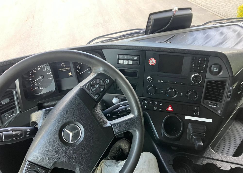 Mercedes-Benz ANTOS 1830 solidny kiper wywrotka blokada mostu - Tovornjak prekucnik: slika 3 Mercedes-Benz ANTOS 1830 solidny kiper wywrotka blokada mostu - Tovornjak prekucnik: slika 3