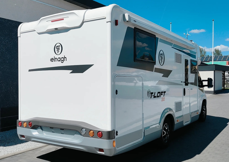 Fiat Ducato Elnagh T-Loft 532 Motorhome | 2024 | Winter Package | Solar Panel | Reversing Camera | Alarm | 17,000 km - Avtodom: slika 4 Fiat Ducato Elnagh T-Loft 532 Motorhome | 2024 | Winter Package | Solar Panel | Reversing Camera | Alarm | 17,000 km - Avtodom: slika 4