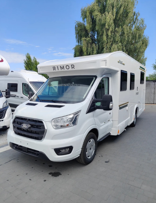 RIMOR Rimor KILIG 95 Plus NEW Retrofitted 5 Passenger Winter Camera Navigation - Kombi avtodom: slika 2 RIMOR Rimor KILIG 95 Plus NEW Retrofitted 5 Passenger Winter Camera Navigation - Kombi avtodom: slika 2