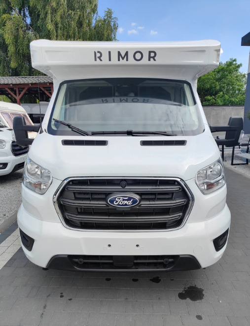 RIMOR Rimor KILIG 95 Plus NEW Retrofitted 5 Passenger Winter Camera Navigation - Kombi avtodom: slika 5 RIMOR Rimor KILIG 95 Plus NEW Retrofitted 5 Passenger Winter Camera Navigation - Kombi avtodom: slika 5