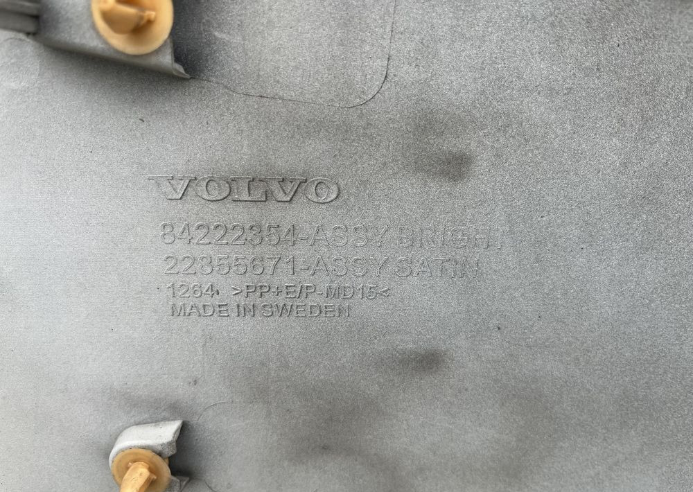 Blenda na maskę Volvo FH5 euro 6 FH 5 - Pokrov motorja za Tovornjak: slika 3 Blenda na maskę Volvo FH5 euro 6 FH 5 - Pokrov motorja za Tovornjak: slika 3