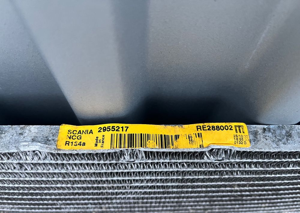 Chłodnica klimatyzacji Scania R S Super NGS skraplacz - Hladilni sistem za Tovornjak: slika 3 Chłodnica klimatyzacji Scania R S Super NGS skraplacz - Hladilni sistem za Tovornjak: slika 3