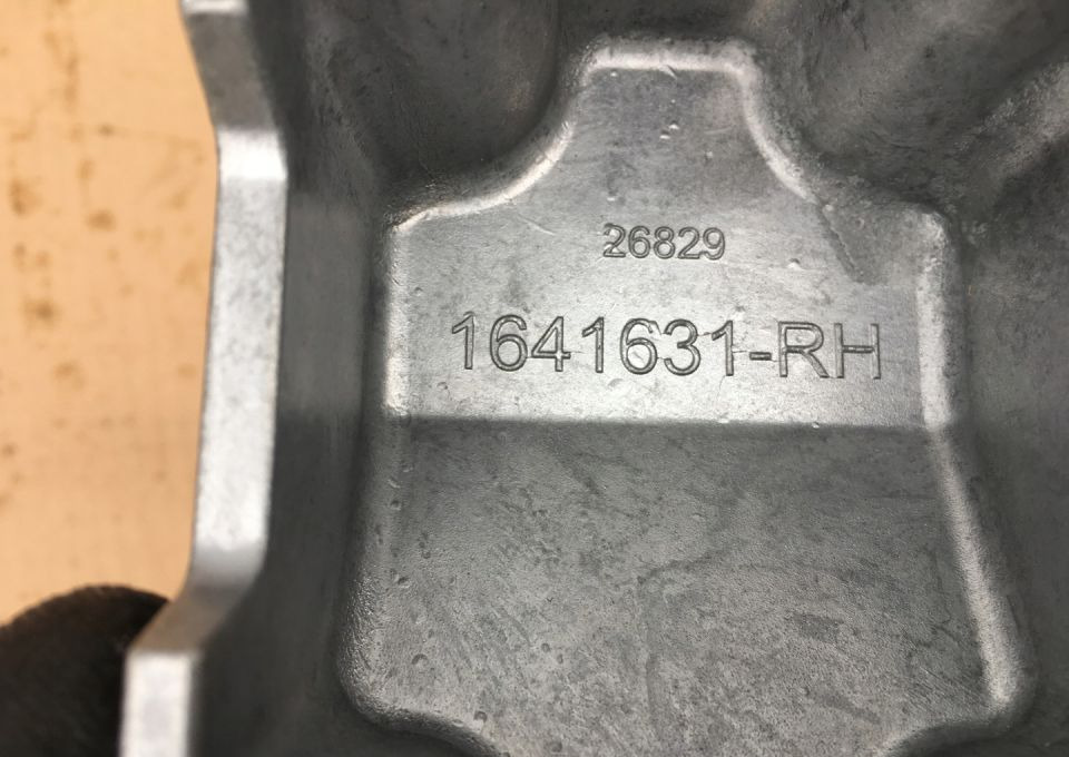 DAF XF 105 wspornik stopnia stopień mocowanie NOWY - Odbijač: slika 3 DAF XF 105 wspornik stopnia stopień mocowanie NOWY - Odbijač: slika 3