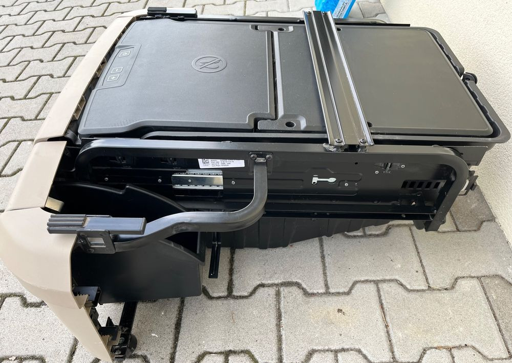 Lodówka MAN TGS euro 6 lift chłodziarka schowek szuflada - Kabina in notranjost za Tovornjak: slika 3 Lodówka MAN TGS euro 6 lift chłodziarka schowek szuflada - Kabina in notranjost za Tovornjak: slika 3
