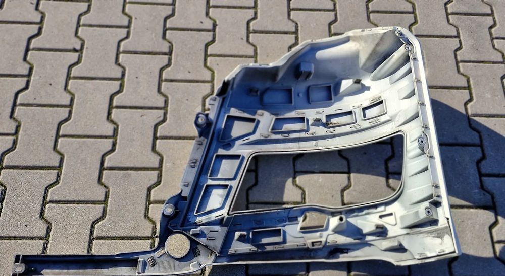 MAN TG3 TGX OKULAR LAMPY NAROŻNIK POSZYCIE ZDERZAKA PRAWY - Karoserija in zunanjost: slika 2 MAN TG3 TGX OKULAR LAMPY NAROŻNIK POSZYCIE ZDERZAKA PRAWY - Karoserija in zunanjost: slika 2