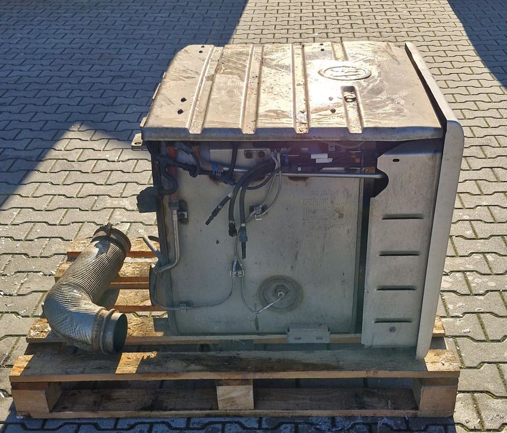 MAN TG3 TGX TGS KATALIZATOR TŁUMIK 81.151036182 81.151030164 - Katalizator: slika 3 MAN TG3 TGX TGS KATALIZATOR TŁUMIK 81.151036182 81.151030164 - Katalizator: slika 3