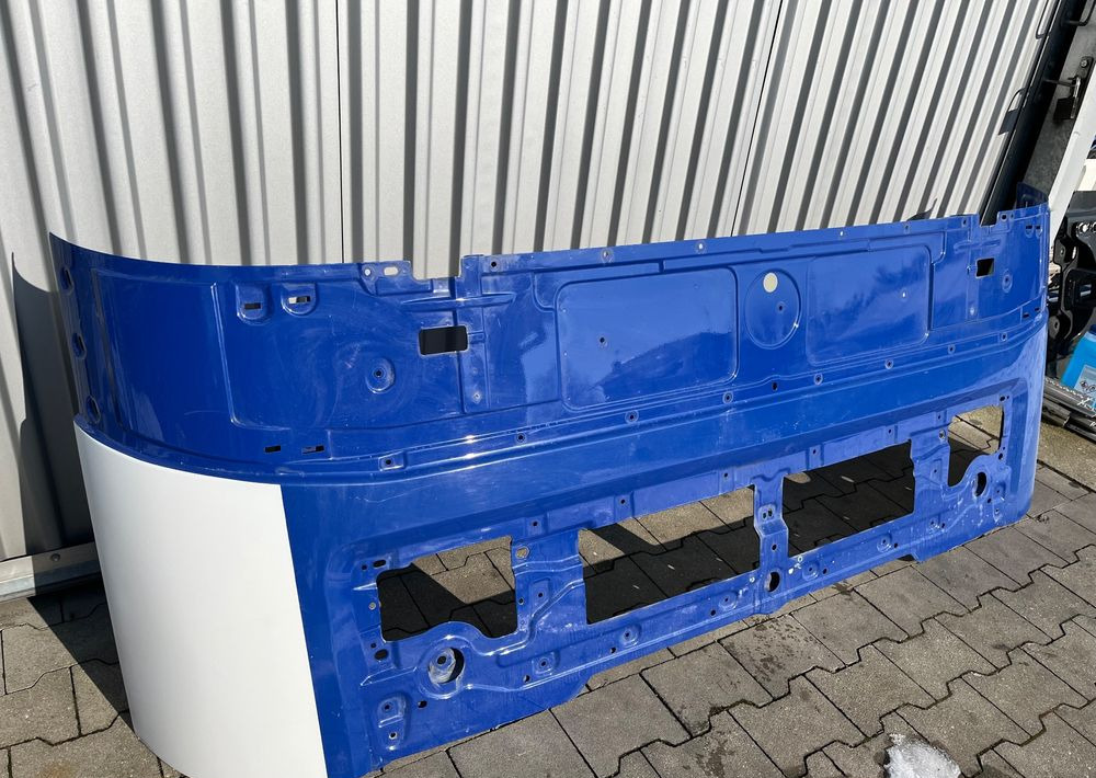 Maska Volvo FH4 euro 6 atrapa FH 4 - Pokrov motorja za Tovornjak: slika 1 Maska Volvo FH4 euro 6 atrapa FH 4 - Pokrov motorja za Tovornjak: slika 1