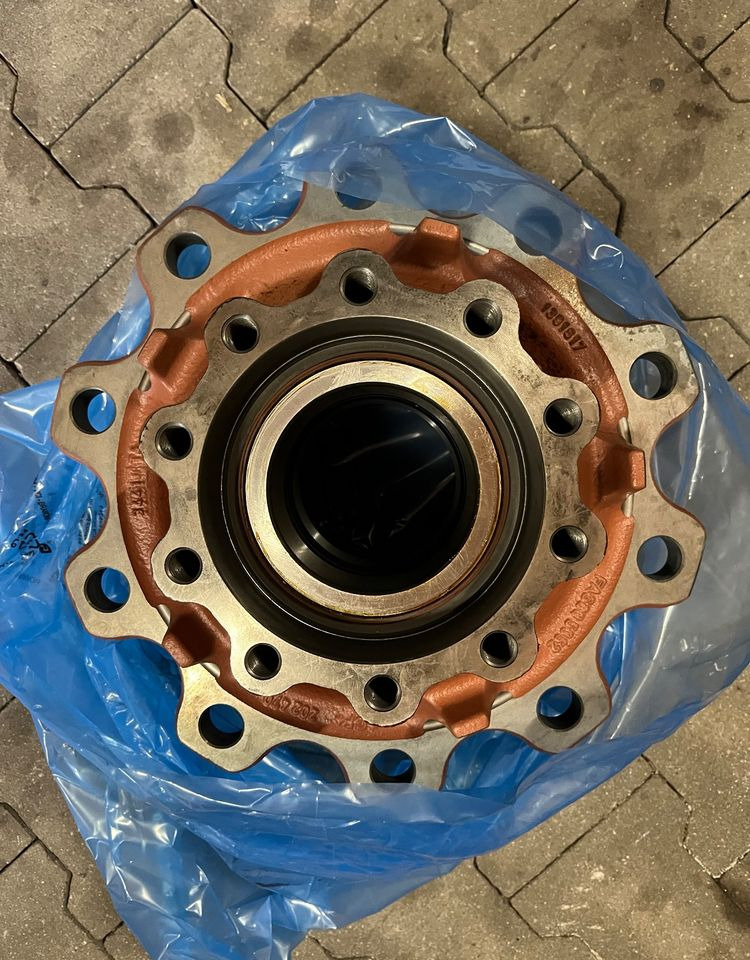 NOWA Piasta koła tylnego DAF XF CF oryginał - Pesto za Tovornjak: slika 4 NOWA Piasta koła tylnego DAF XF CF oryginał - Pesto za Tovornjak: slika 4