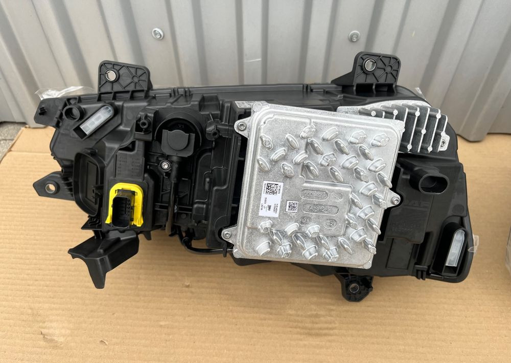 NOWE lampy LED DAF XG XG+ XF reflektor oryginał lampa NOWA - Luči/ Osvetlitev za Tovornjak: slika 5 NOWE lampy LED DAF XG XG+ XF reflektor oryginał lampa NOWA - Luči/ Osvetlitev za Tovornjak: slika 5