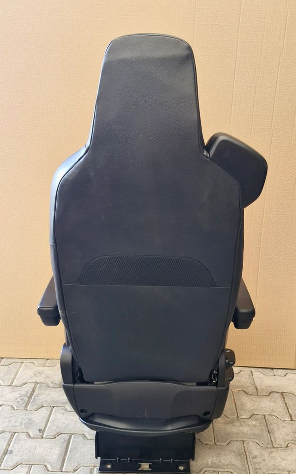 SCANIA R S FOTEL PASAŻERA - Sedež: slika 2 SCANIA R S FOTEL PASAŻERA - Sedež: slika 2