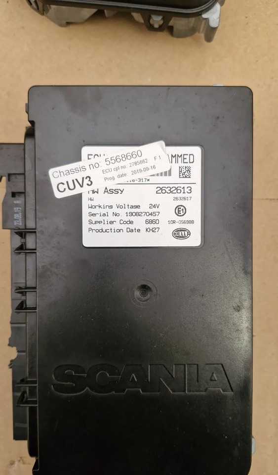 SCANIA R S STEROWNIK KOMPUTER ŚWIATEŁ CUV3 2632613 2192582 - ECU za Tovornjak: slika 2 SCANIA R S STEROWNIK KOMPUTER ŚWIATEŁ CUV3 2632613 2192582 - ECU za Tovornjak: slika 2