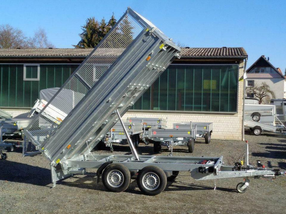 Böckmann PKW-Anhänger, 3,5to. Dreiseitenkipper, 100 km/h - Kiper prikolica: slika 1 Böckmann PKW-Anhänger, 3,5to. Dreiseitenkipper, 100 km/h - Kiper prikolica: slika 1