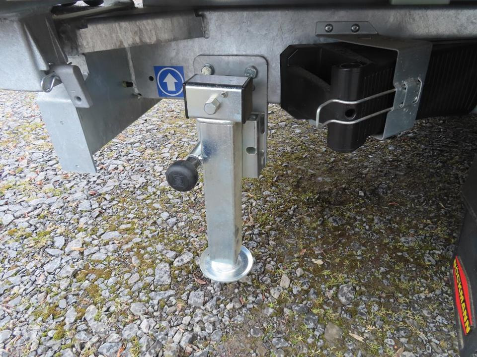 Böckmann PKW Anhänger, Dreiseitenkipper, 3,0 to. Elektrokipper, - Kiper prikolica: slika 5 Böckmann PKW Anhänger, Dreiseitenkipper, 3,0 to. Elektrokipper, - Kiper prikolica: slika 5