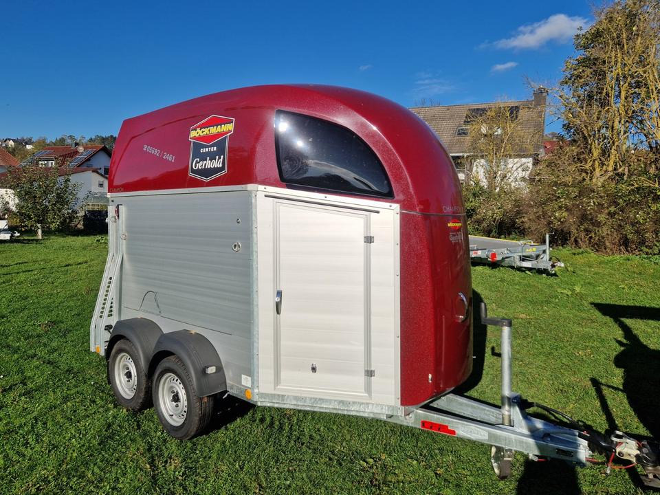 Böckmann Pferdeanhänger Champion R, SaKa., 100 km/h - Prikolica za konje: slika 3 Böckmann Pferdeanhänger Champion R, SaKa., 100 km/h - Prikolica za konje: slika 3