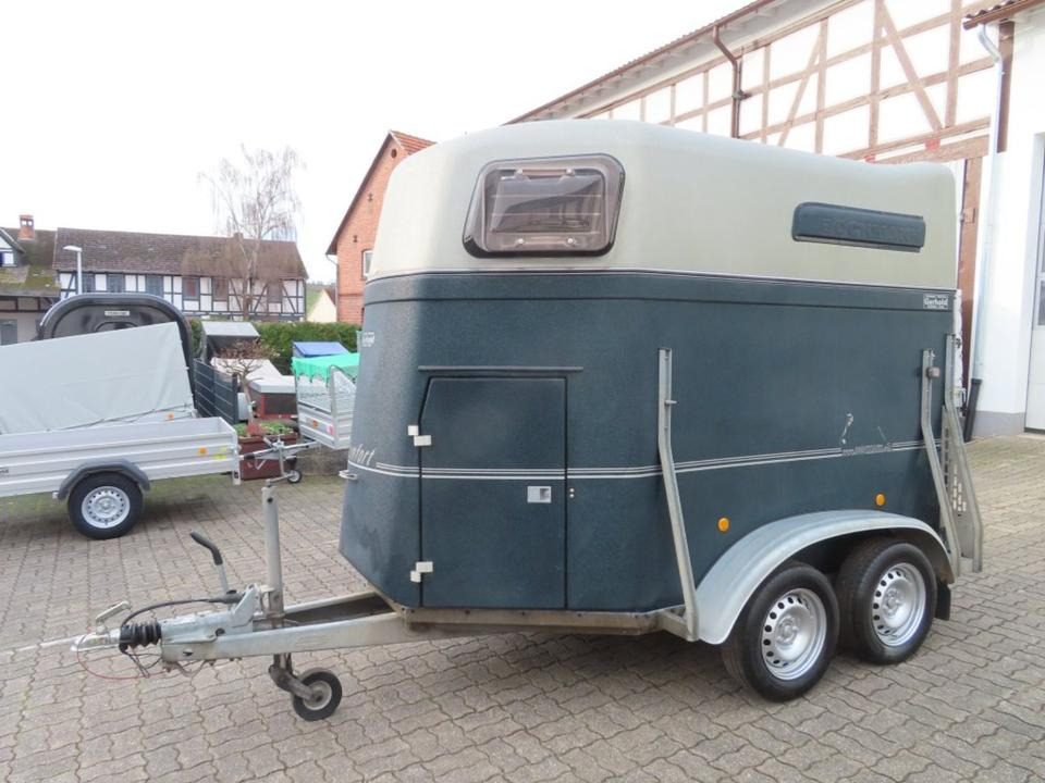 Böckmann Pferdeanhänger, Comfort, Alub. Sattelk. 100 km/h - Prikolica za konje: slika 1 Böckmann Pferdeanhänger, Comfort, Alub. Sattelk. 100 km/h - Prikolica za konje: slika 1