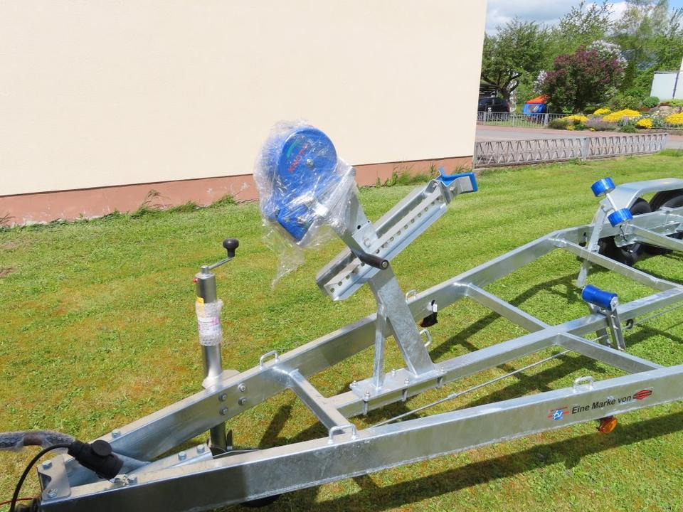 Böckmann - TPV PKW Anhänger Bootstrailer 2,7 to. Bootsanhänger - Prikolica za čoln: slika 4 Böckmann - TPV PKW Anhänger Bootstrailer 2,7 to. Bootsanhänger - Prikolica za čoln: slika 4