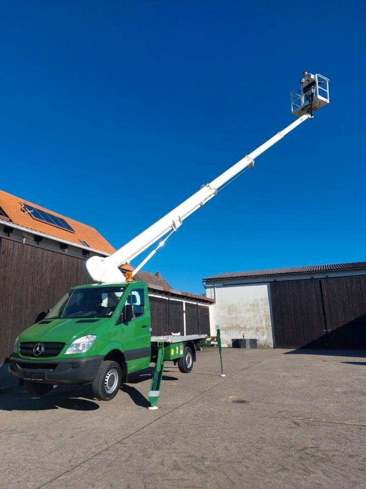 Mercedes Wumag Arbeitsbühne Hubsteiger Hebebühne 3,5t 22m - Dvižna ploščad montirana na tovornjak: slika 2 Mercedes Wumag Arbeitsbühne Hubsteiger Hebebühne 3,5t 22m - Dvižna ploščad montirana na tovornjak: slika 2