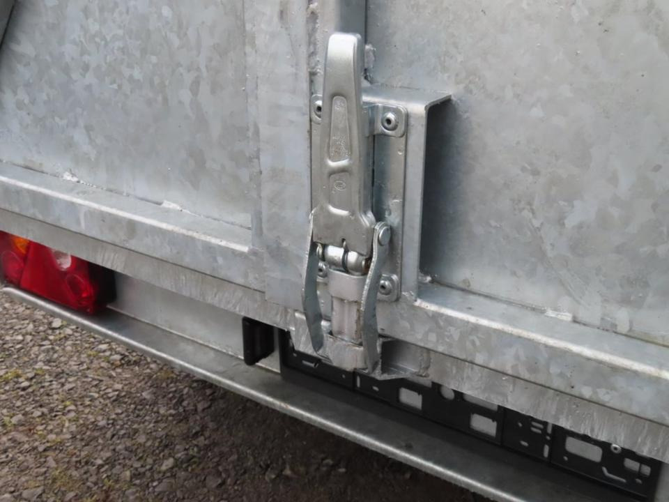 Kiper prikolica PKW Anhänger Kipper Muldenkipper Auffahrschienen 3,5t 100km/h: slika 17 Kiper prikolica PKW Anhänger Kipper Muldenkipper Auffahrschienen 3,5t 100km/h: slika 17