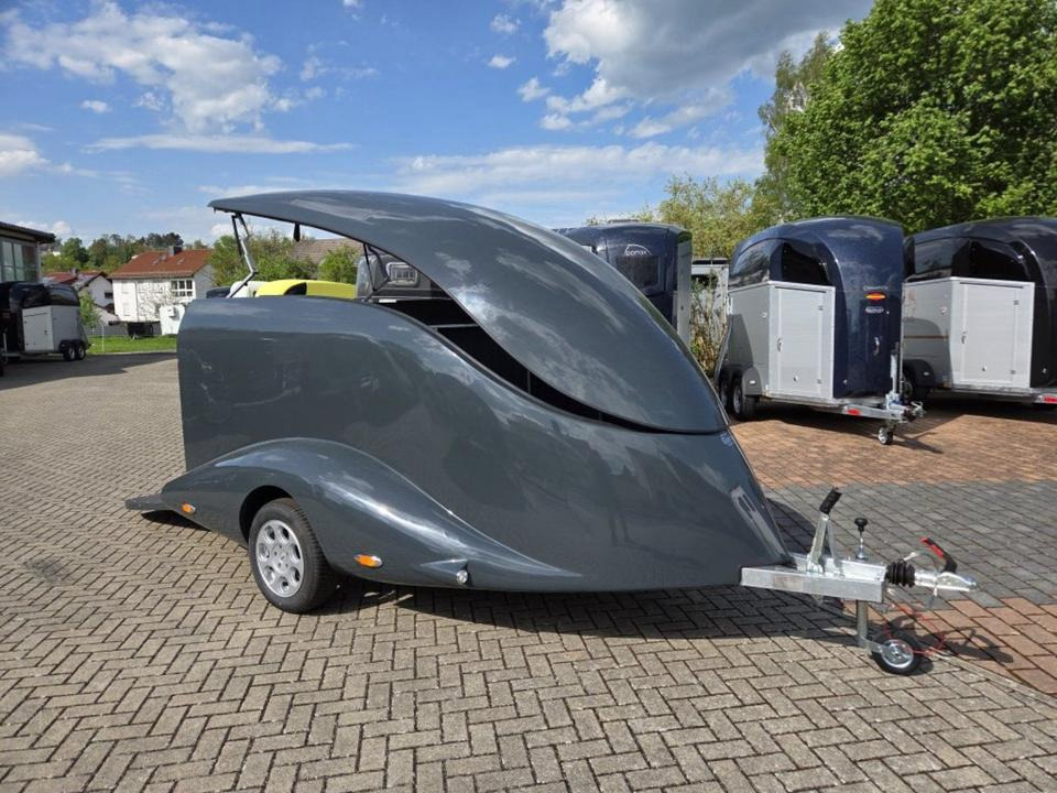 PKW Anhänger geschlossen Motorrad Mieten Leihen 1000kg 100km/h - Prikolica za prevoz motorjev: slika 5 PKW Anhänger geschlossen Motorrad Mieten Leihen 1000kg 100km/h - Prikolica za prevoz motorjev: slika 5