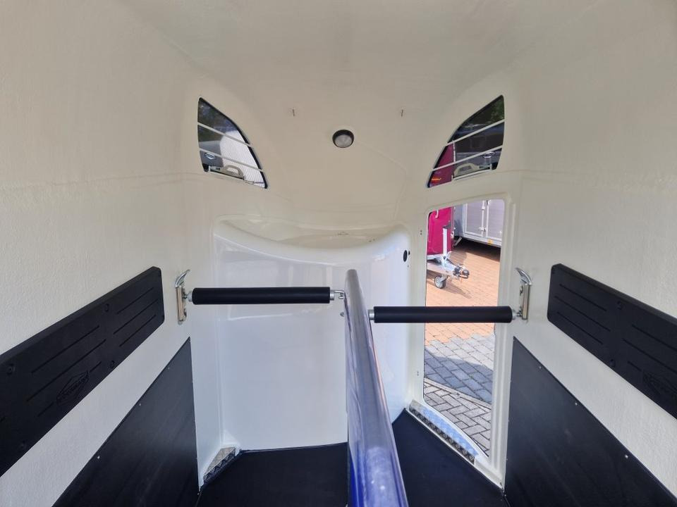 Prikolica za konje Pferdeanhänger Böckmann Comfort 23 Sattelkammer Aluboden 100km/h: slika 10