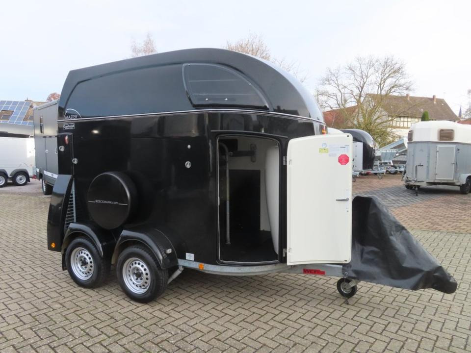 Pferdeanhänger Böckmann Master, Aluboden Sattelkammer 100 Km/h - Prikolica za konje: slika 2 Pferdeanhänger Böckmann Master, Aluboden Sattelkammer 100 Km/h - Prikolica za konje: slika 2