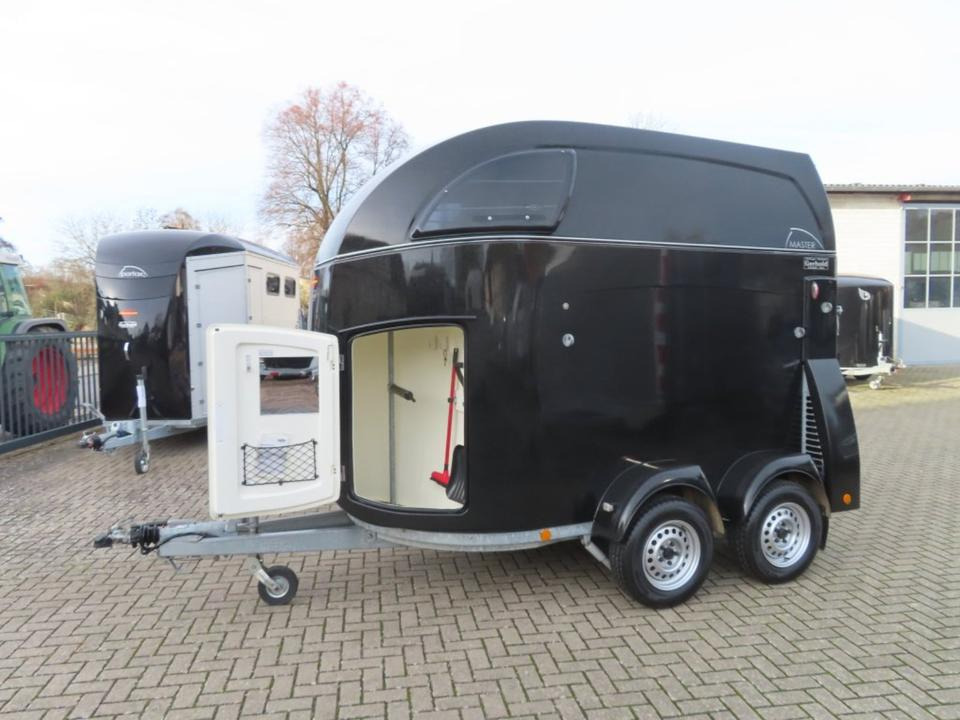 Pferdeanhänger Böckmann Master, Aluboden Sattelkammer 100 Km/h - Prikolica za konje: slika 5 Pferdeanhänger Böckmann Master, Aluboden Sattelkammer 100 Km/h - Prikolica za konje: slika 5