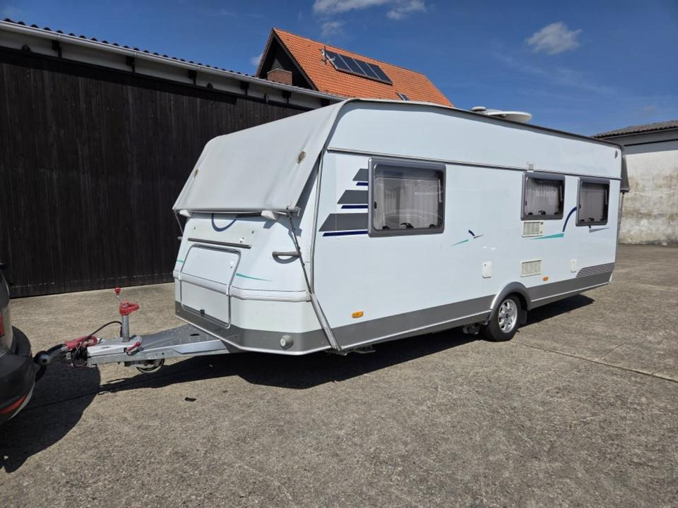 Wohnwagen Hymer Top Ausstattung Mover Vohrzelt 4x Schlafplätze WC - Počitniška prikolica: slika 2 Wohnwagen Hymer Top Ausstattung Mover Vohrzelt 4x Schlafplätze WC - Počitniška prikolica: slika 2