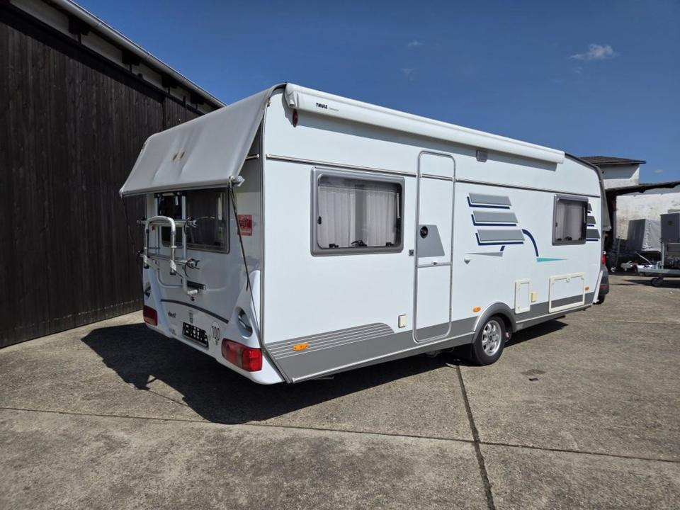 Wohnwagen Hymer Top Ausstattung Mover Vohrzelt 4x Schlafplätze WC - Počitniška prikolica: slika 5 Wohnwagen Hymer Top Ausstattung Mover Vohrzelt 4x Schlafplätze WC - Počitniška prikolica: slika 5