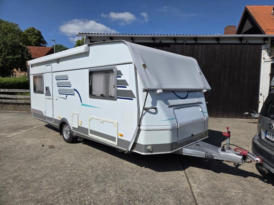 Wohnwagen Hymer Top Ausstattung Mover Vohrzelt 4x Schlafplätze WC - Počitniška prikolica: slika 4 Wohnwagen Hymer Top Ausstattung Mover Vohrzelt 4x Schlafplätze WC - Počitniška prikolica: slika 4