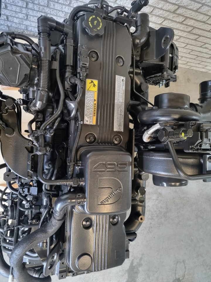 Cummins B6.7 stage 5 CM2350 CPL4834 - Motor za Bager za prekladanje primarnih/ Sekundarnih surovin: slika 4 Cummins B6.7 stage 5 CM2350 CPL4834 - Motor za Bager za prekladanje primarnih/ Sekundarnih surovin: slika 4