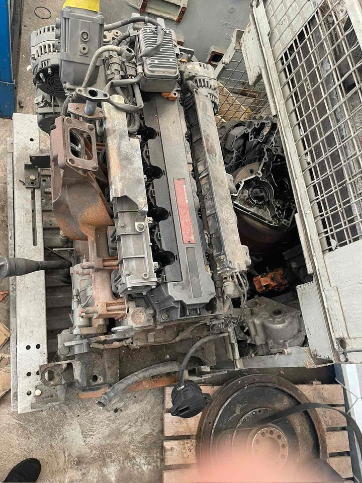 DEUTZ TCD 6.1 L6 Agri T4i - Motor za Traktor: slika 1 DEUTZ TCD 6.1 L6 Agri T4i - Motor za Traktor: slika 1