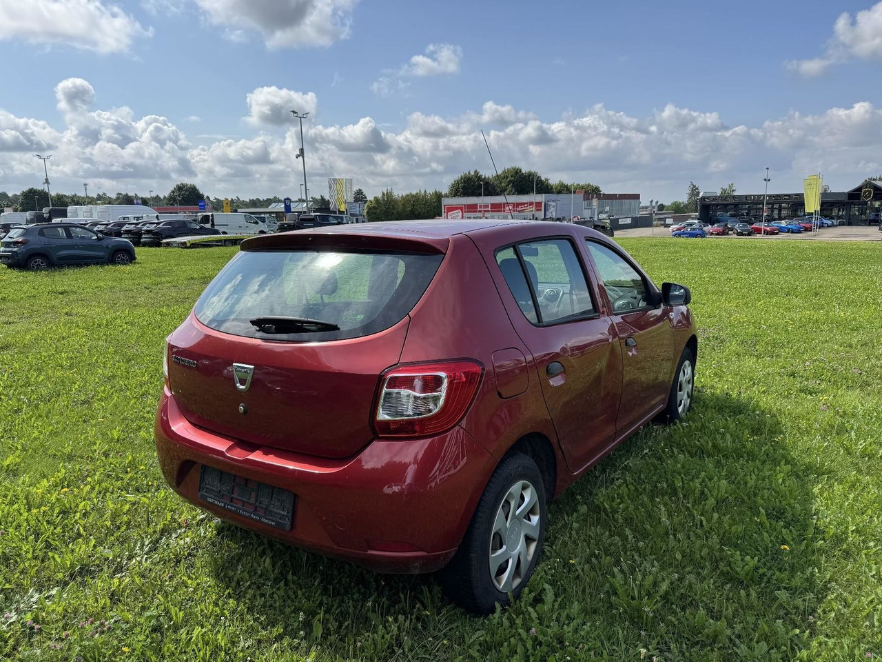 Dacia Sandero TCe90 Laureate +STEUERKETTE RASSELT+ - Limuzina: slika 5 Dacia Sandero TCe90 Laureate +STEUERKETTE RASSELT+ - Limuzina: slika 5