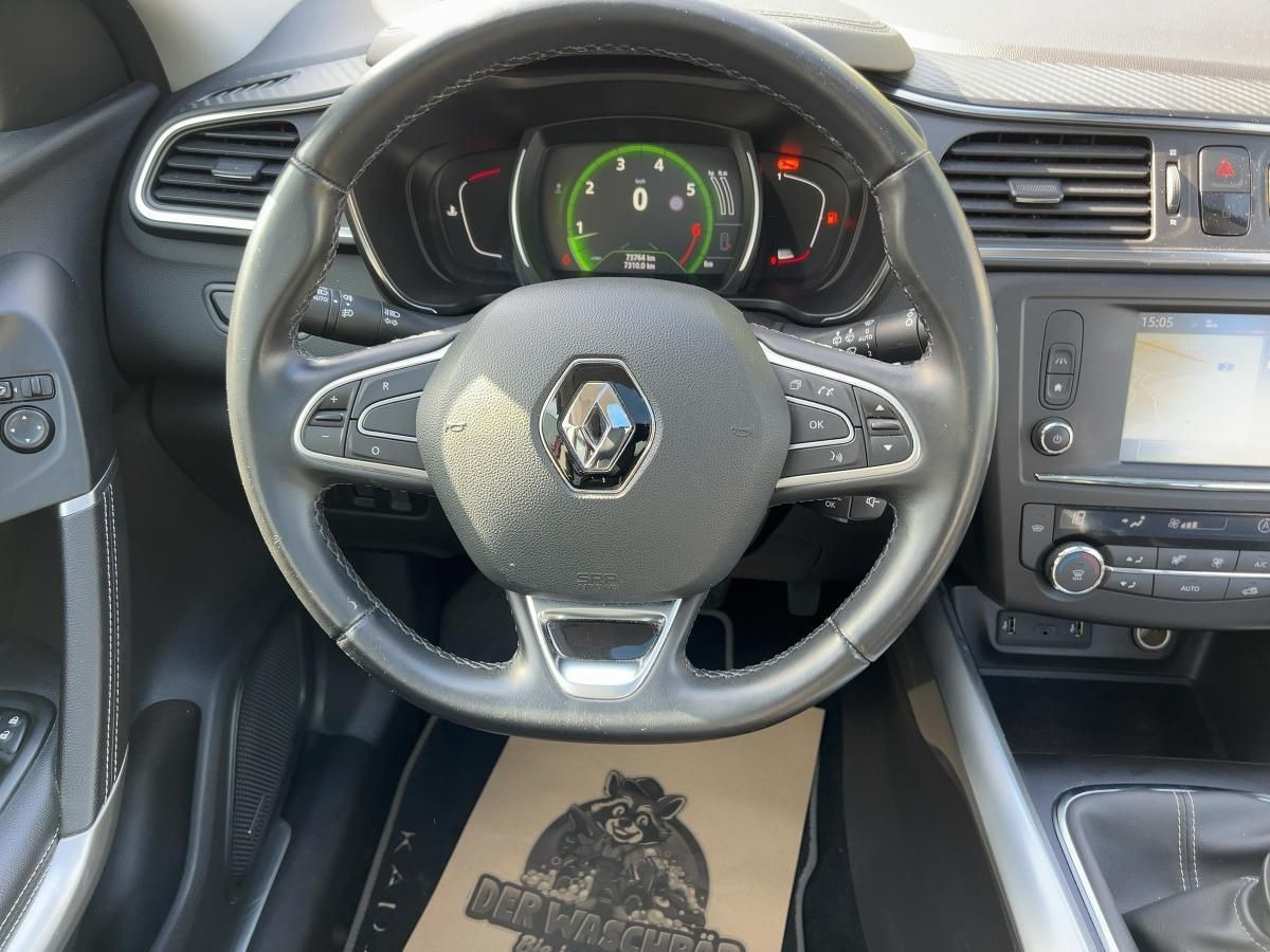 SUV Renault Kadjar TCe130 BOSE Edition PANORAMAD/ANHÄNGERKUP: slika 9