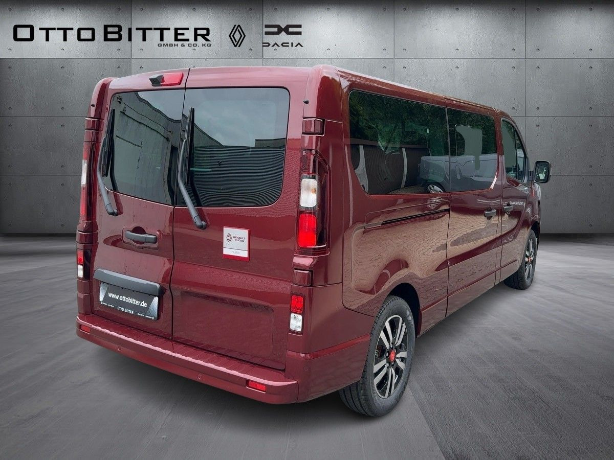 Renault Trafic Grand RED EDITION L2H1 dCi150 9-AUTOMATIK - Potniški kombi: slika 4 Renault Trafic Grand RED EDITION L2H1 dCi150 9-AUTOMATIK - Potniški kombi: slika 4