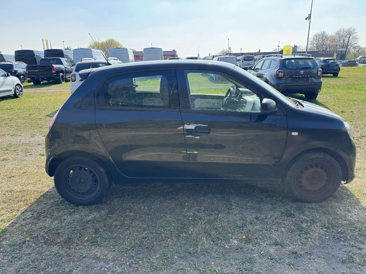 Renault Twingo Life SCe70 KLIMA - Avtomobil: slika 4 Renault Twingo Life SCe70 KLIMA - Avtomobil: slika 4