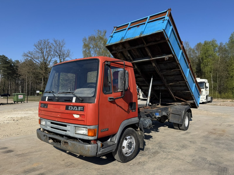 DAF 45 ATI 160 (FULL STEEL SUSPENSION / MANUAL PUMP / EURO 2) - Tovornjak prekucnik: slika 1 DAF 45 ATI 160 (FULL STEEL SUSPENSION / MANUAL PUMP / EURO 2) - Tovornjak prekucnik: slika 1