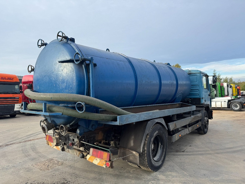MAN 18.232 (12.000L / STEEL SUSPENSION / 6 CYLINDER WITH MANUAL PUMP) - Vakuumski tovornjak: slika 5 MAN 18.232 (12.000L / STEEL SUSPENSION / 6 CYLINDER WITH MANUAL PUMP) - Vakuumski tovornjak: slika 5