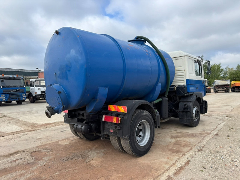 MAN 19.343 (12.000L / MANUAL GEARBOX / EURO 2 / PERFECT) - Vakuumski tovornjak: slika 5 MAN 19.343 (12.000L / MANUAL GEARBOX / EURO 2 / PERFECT) - Vakuumski tovornjak: slika 5