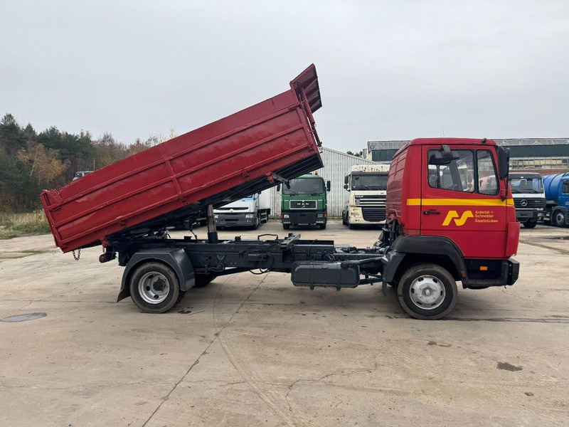 Mercedes-Benz SK 814 (FULL STEEL SUSPENSION / MANUAL GEARBOX / 3-SIDE TIPPER) - Tovornjak prekucnik: slika 4 Mercedes-Benz SK 814 (FULL STEEL SUSPENSION / MANUAL GEARBOX / 3-SIDE TIPPER) - Tovornjak prekucnik: slika 4