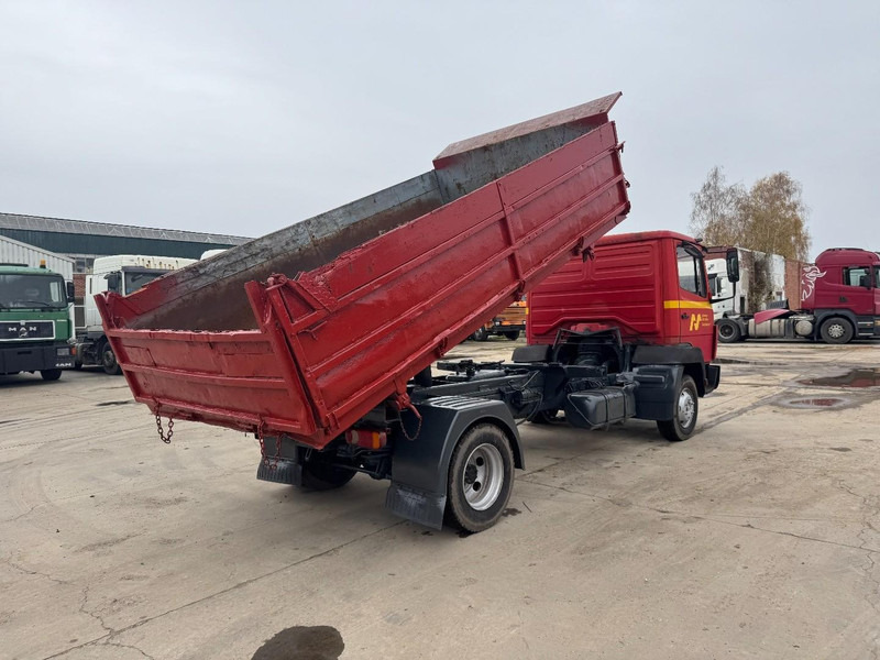 Mercedes-Benz SK 814 (FULL STEEL SUSPENSION / MANUAL GEARBOX / 3-SIDE TIPPER) - Tovornjak prekucnik: slika 5 Mercedes-Benz SK 814 (FULL STEEL SUSPENSION / MANUAL GEARBOX / 3-SIDE TIPPER) - Tovornjak prekucnik: slika 5