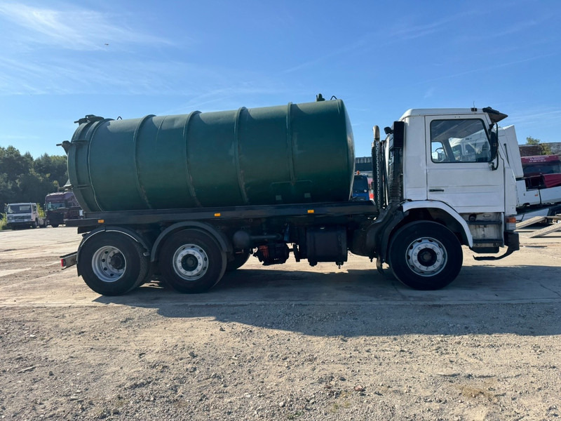 Scania 93 - 280 (14.000L / MANUAL PUMP & GEARBOX / 6X2) - Vakuumski tovornjak: slika 4 Scania 93 - 280 (14.000L / MANUAL PUMP & GEARBOX / 6X2) - Vakuumski tovornjak: slika 4