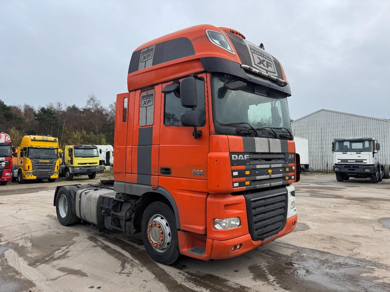 DAF 105 XF 460 Super Space Cab (MANUAL GEARBOX / BOITE MANUELLE) - Vlačilec: slika 3 DAF 105 XF 460 Super Space Cab (MANUAL GEARBOX / BOITE MANUELLE) - Vlačilec: slika 3